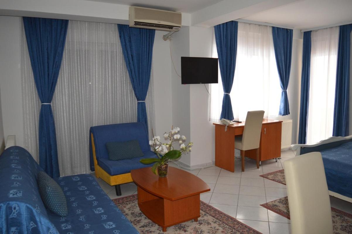 Vip Hotel Skopje - New Management Exterior photo
